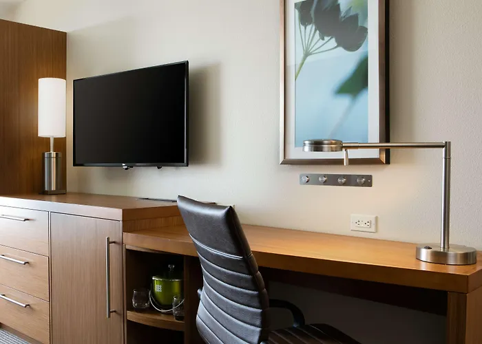 Hyatt Place Kansas City Lenexa City Center