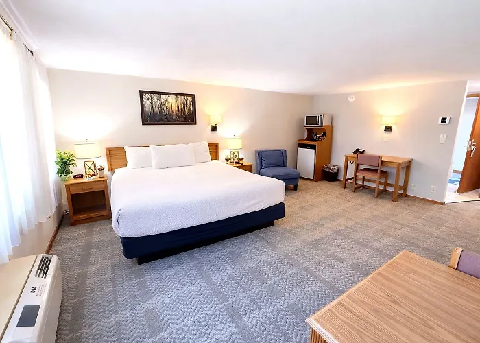 Round Barn Lodge