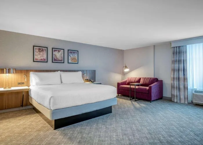 Hilton Garden Inn Boston Logan Airport