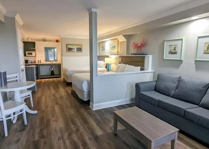 Islander Hotel & Resort