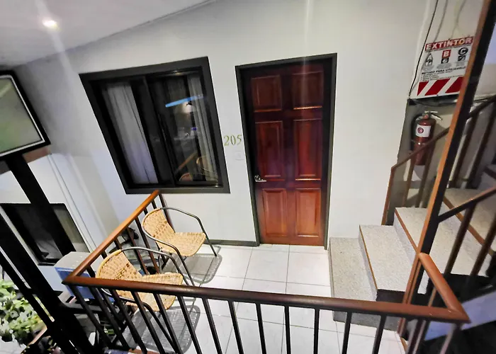 Hotel Flor Blanca
