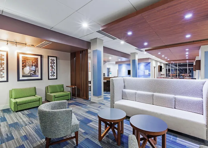 Holiday Inn Express & Suites Tulsa West - Sand Springs By Ihg