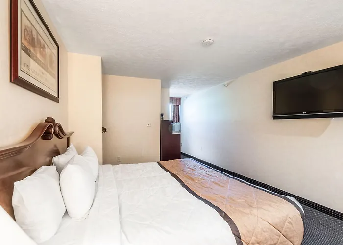 Rodeway Inn & Suites Charles Town