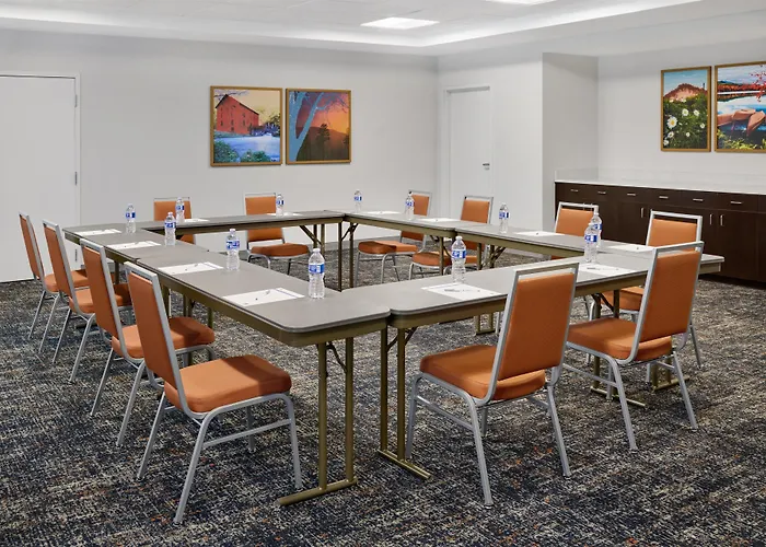Hampton Inn Poplar Bluff