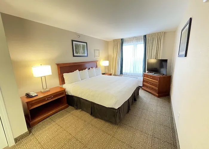 Smart Suites, An Ascend Collection Hotel