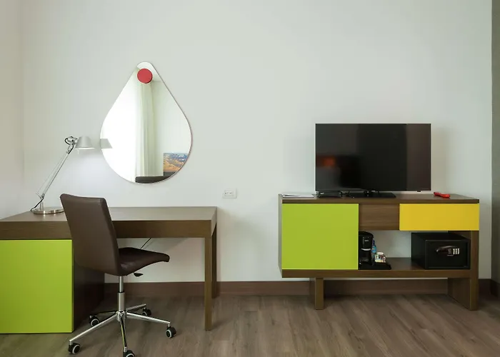 Hampton By Hilton Yopal