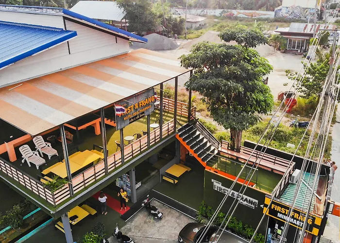 First And Frang Hotel - Koh Phangan