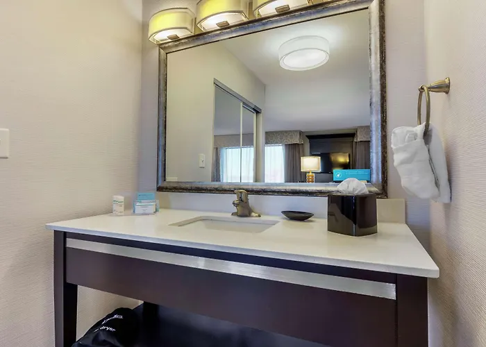 Hampton Inn And Suites Columbus, Ms