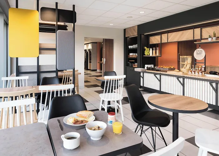 B&B Hotel Laval Ouest