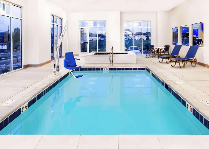 Microtel Inn & Suites By Wyndham Vernal/Naples