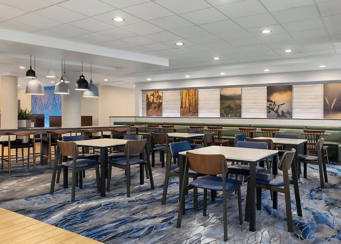 Fairfield Inn & Suites By Marriott Atlanta Cumming/Johns Creek