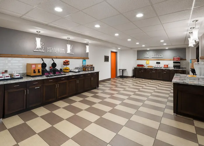 Hampton Inn Seattle/Everett Downtown
