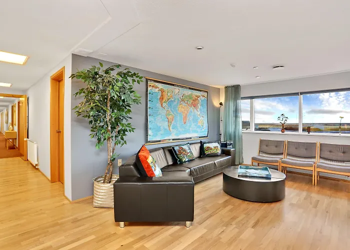 Eldey Airport Hotel