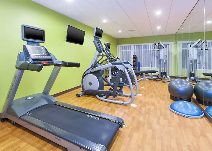 Holiday Inn Express & Suites Southport - Oak Island Area By Ihg