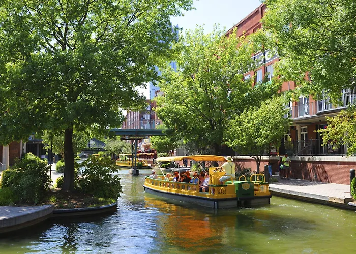 Holiday Inn Express & Suites Oklahoma City Downtown - Bricktown By Ihg