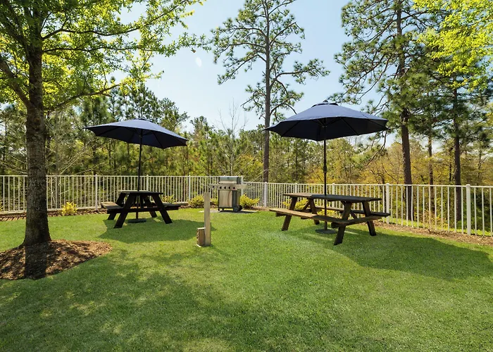 Holiday Inn Express & Suites Aiken By Ihg