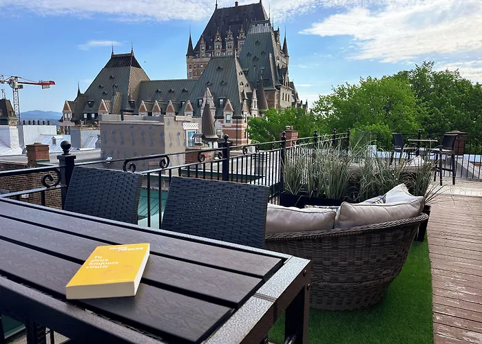 Hotel Manoir Vieux-Quebec