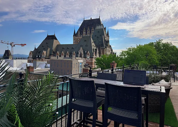 Hotel Manoir Vieux-Quebec