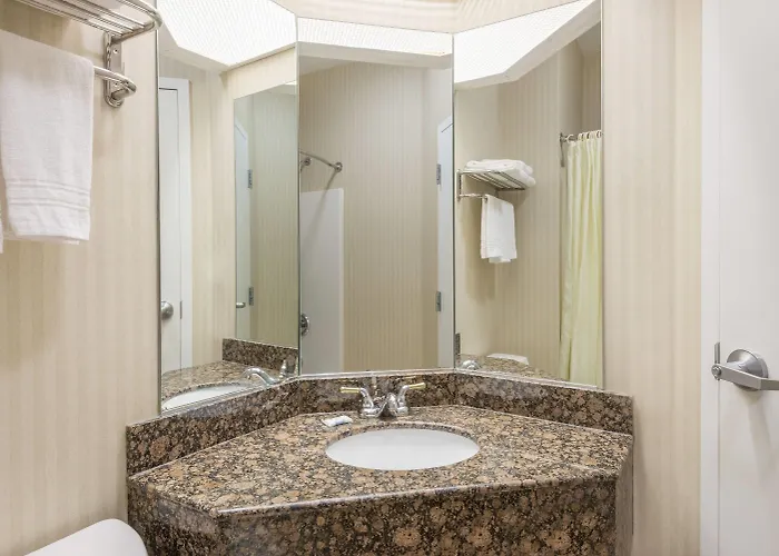 Super 8 By Wyndham Harrisburg Hershey North