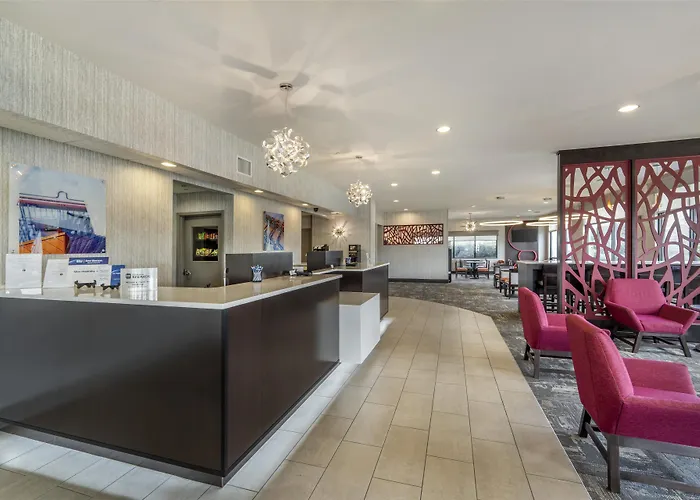 Best Western Plus Castlerock Inn & Suites