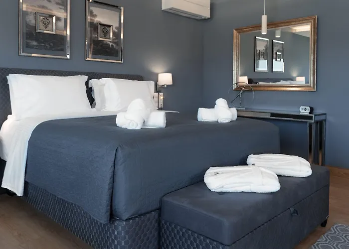 Karalis City Hotel