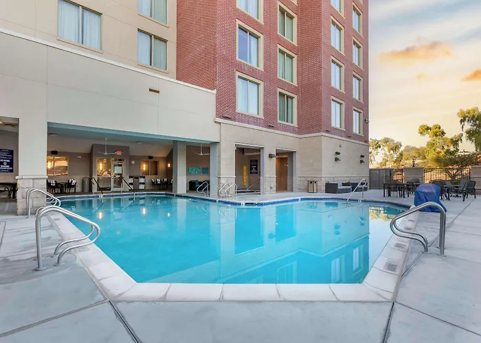 Drury Plaza Hotel Phoenix Tempe