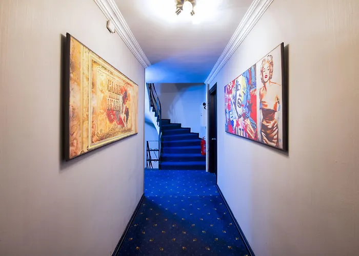 Kozan City Hotel