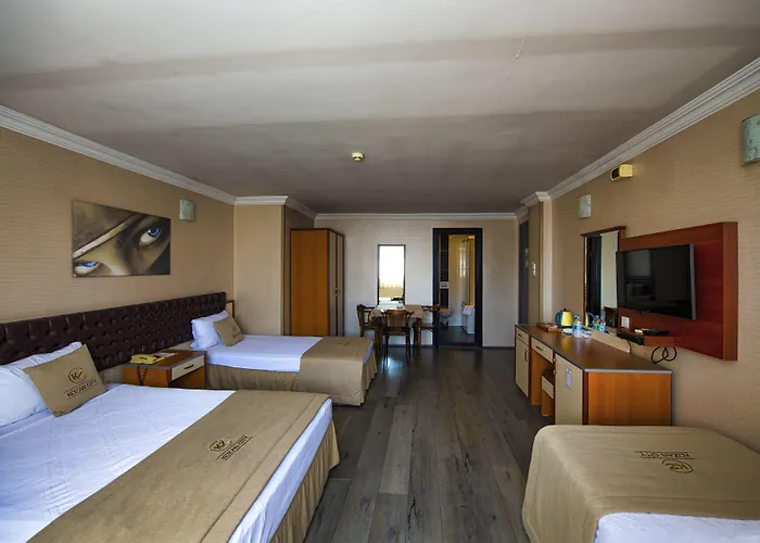 Kozan City Hotel