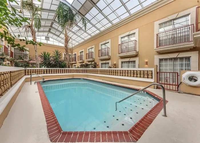 Best Western Plus Atrium Inn