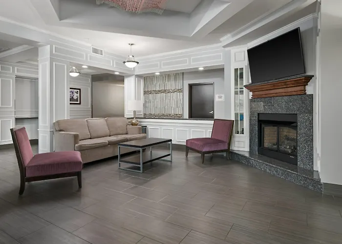 Baymont By Wyndham College Station
