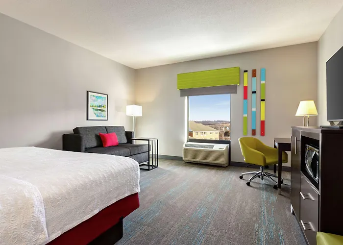 Hampton Inn & Suites York South