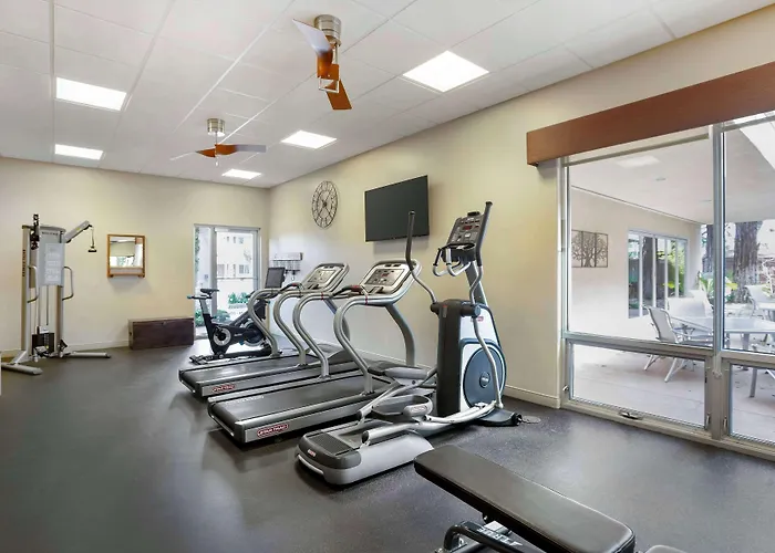 Best Western Plus Black Oak