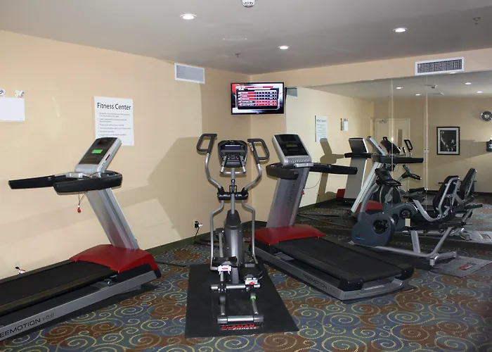 Holiday Inn Express Yorkton East By Ihg
