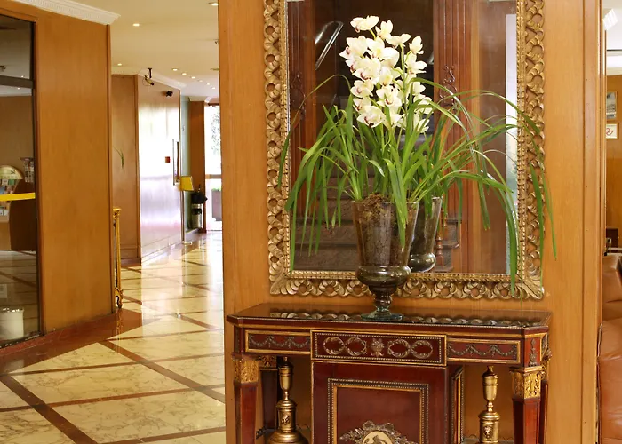 San Raphael Hotel