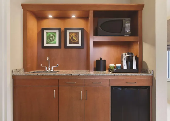 Hilton Garden Inn Falls Church