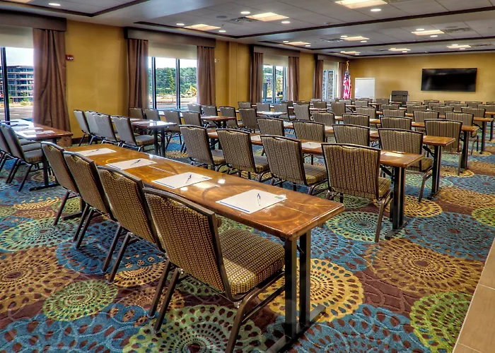 Holiday Inn Express & Suites Pittsburgh Sw/Southpointe By Ihg