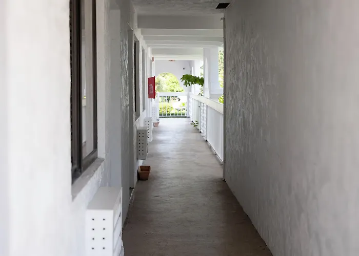 Palm Breeze Hotel