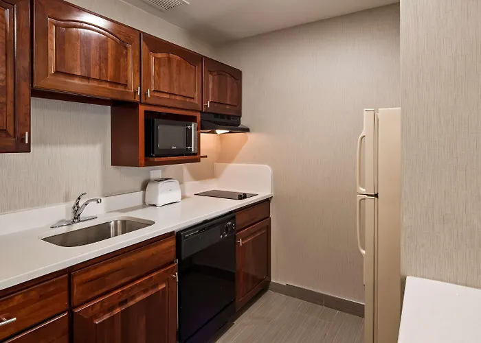 Best Western Plus Portsmouth Hotel&Suites