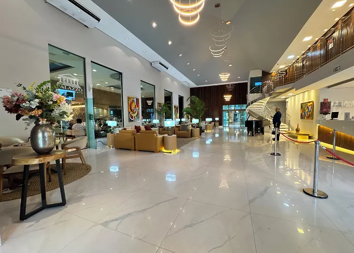 Hotel Girassol Plaza