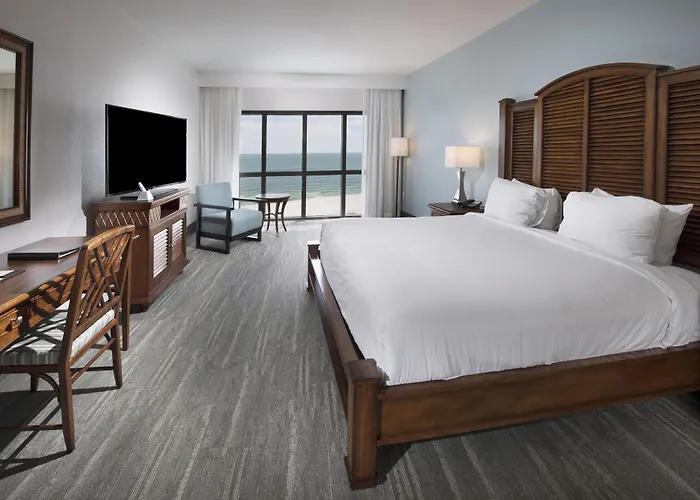 The Island House Hotel A Doubletree By Hilton