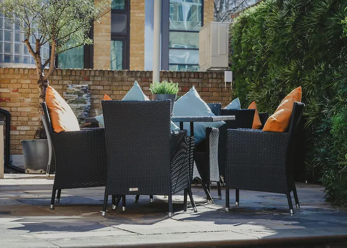 The Westbridge Hotel Stratford