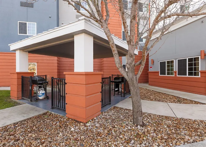 Candlewood Suites San Marcos By Ihg