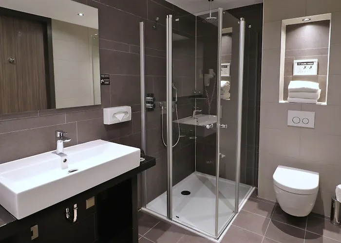 XO Hotels Park West