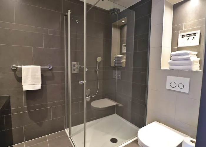 XO Hotels Park West