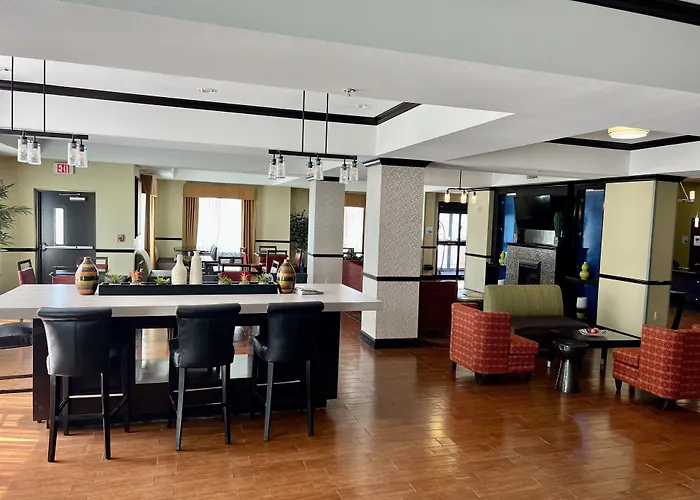 Holiday Inn Express Alva By Ihg