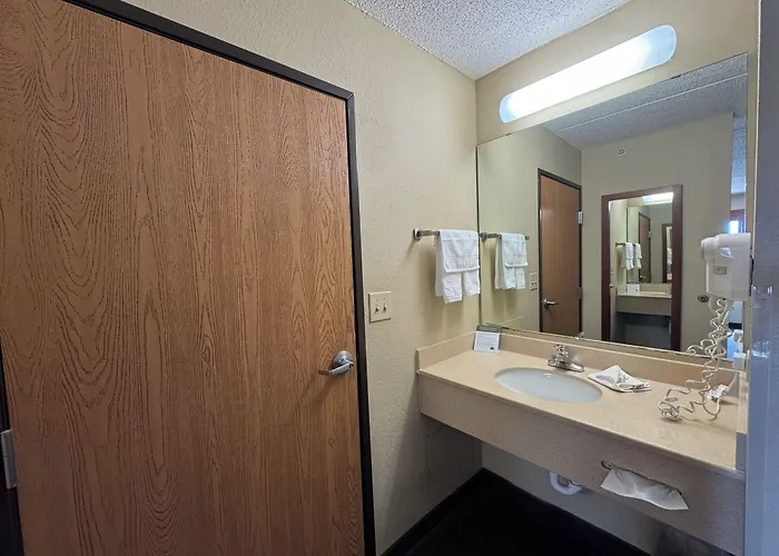 Americinn By Wyndham Mcalester