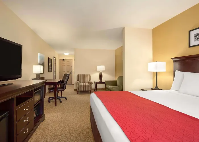 Country Inn & Suites By Radisson, Minot, Nd