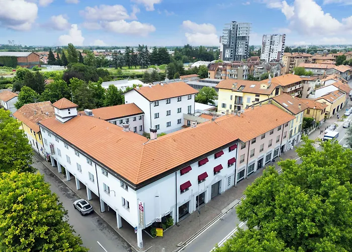 Best Western Plus Borgolecco Hotel