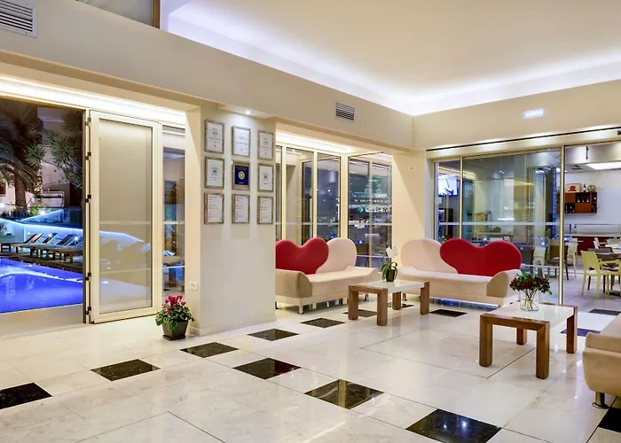 Oscar Suites & Village