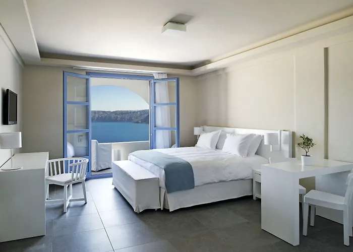 Acroterra Rosa Luxury Suites & Spa